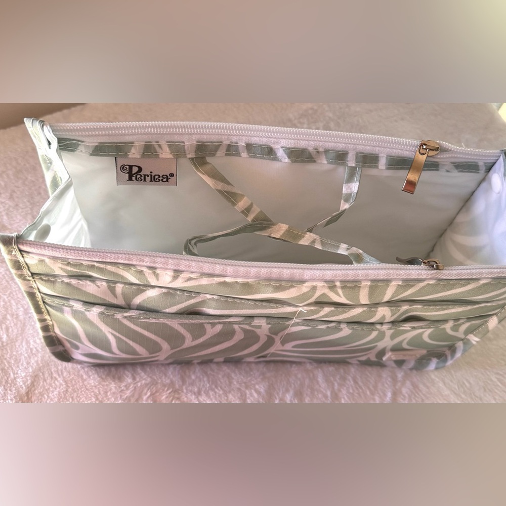 Periea Green and White Handbag Organizer